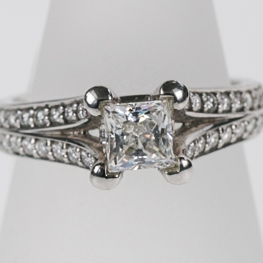 Ajaffe Signature Princess cut diamond ring, NEW